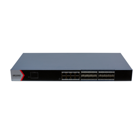 Switch réseau 24 ports dont 8 RJ45 et 16 SFP